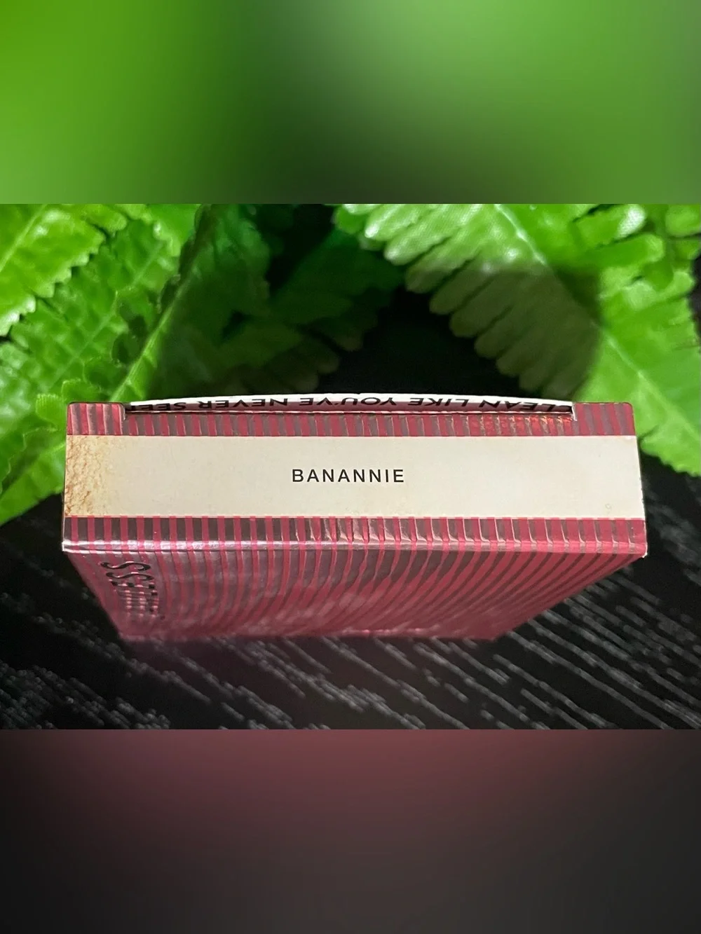 Lawless Skin-Smoothing Perfecting Powder - Banannie